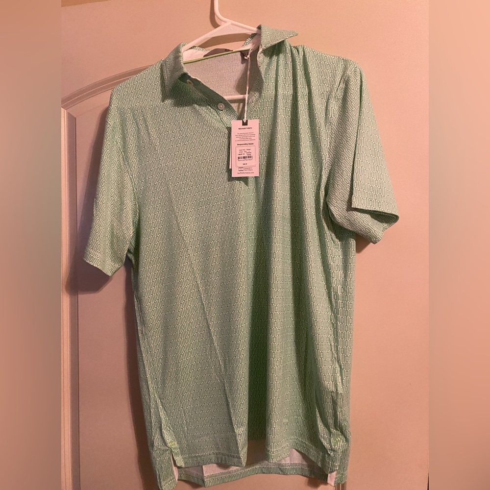 Never worn. Tag still on.